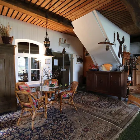 Erlenhof-steinau-fachwerkhaus-mit-reetdach * Steinau (Cuxhaven)
