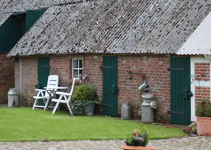 Erlenhof-steinau-fachwerkhaus-mit-reetdach * Steinau (Cuxhaven)